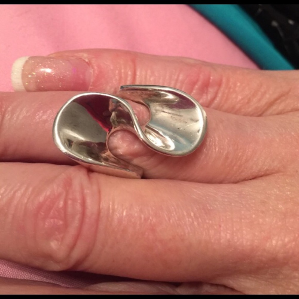 Solid .925 Silver Ring - image 2